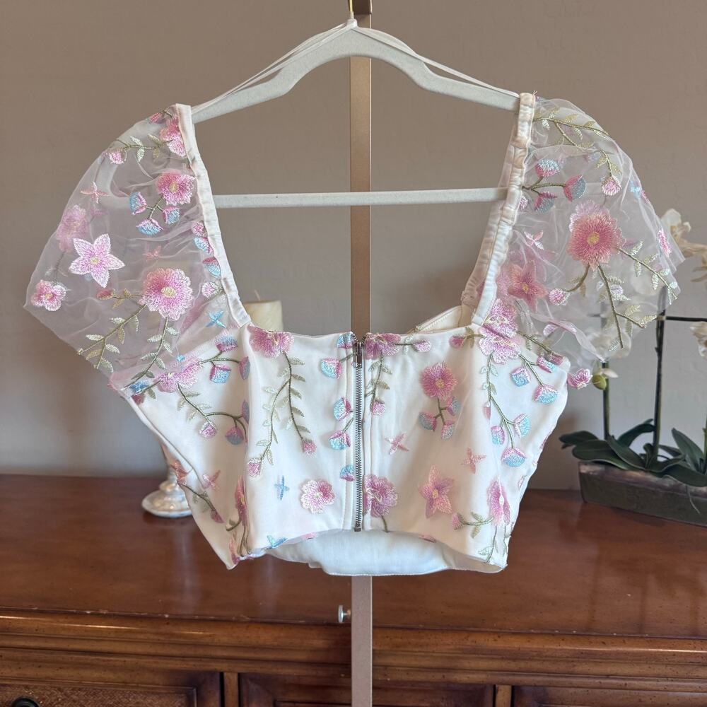 Altar’d State Ambrose Floral Embroidered Top NWT Medium - Picture 6 of 7
